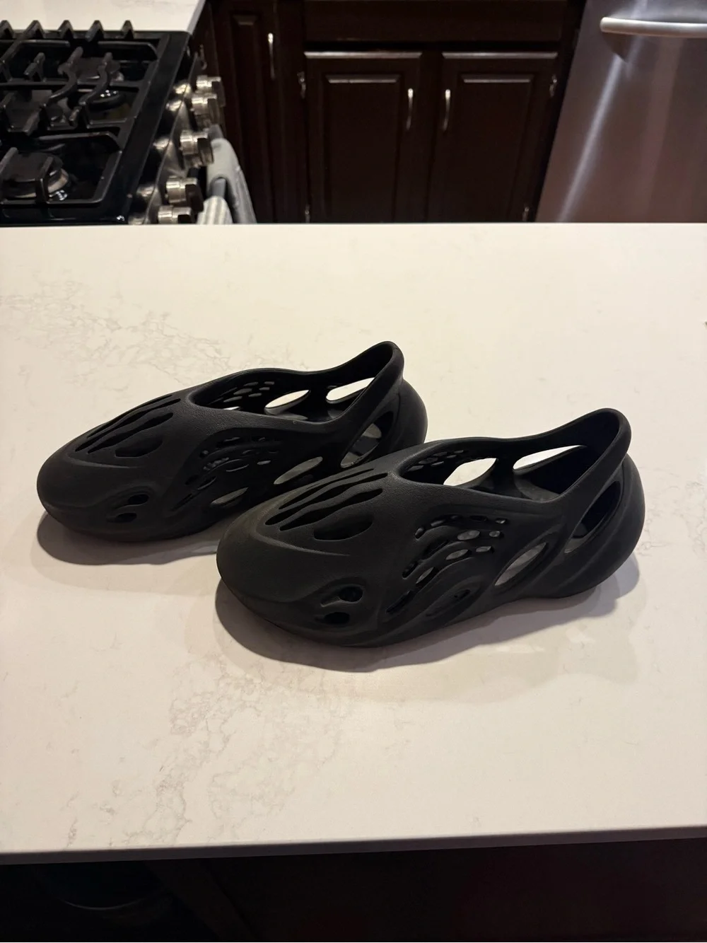 Men’s adidas Yeezy Foam RNNR Onyx Black Foam Vent Slip-On Shoes - w/original box